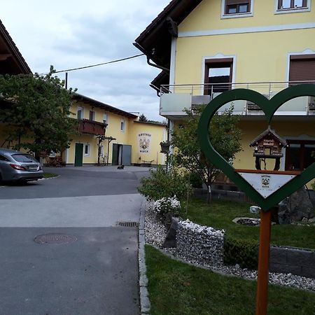 Bed and Breakfast Obsthof Glück Gamlitz Exterior foto